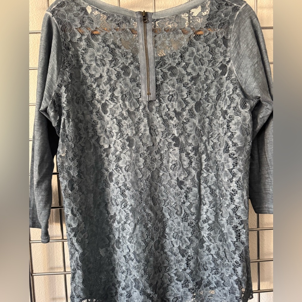 ❤️ i Jeans By Buffalo Lace Back Women’s Top Size PM 3 For $15